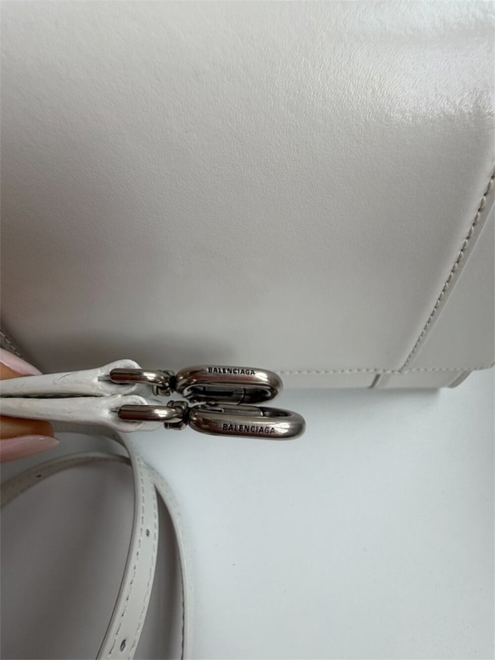 BALENCIAGA "Hourglass" SMALL - Picture 3 of 10